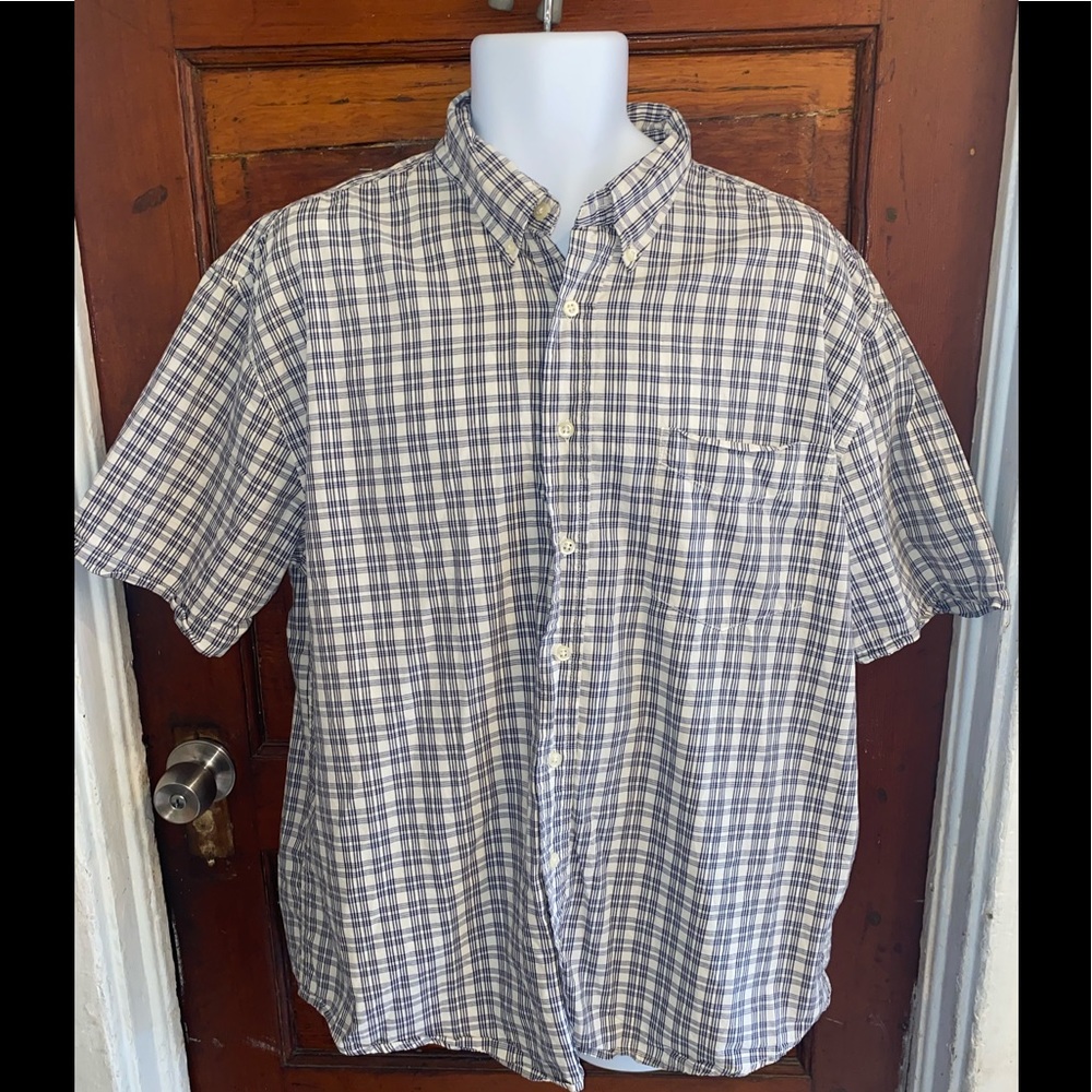 Old Navy Men’s Button Down Short Sleeve